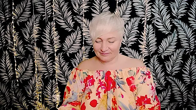 Olivia_playful webcam