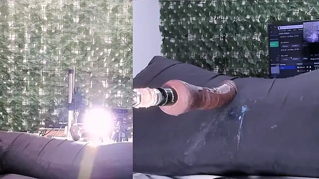 Criistal_Thompson webcam