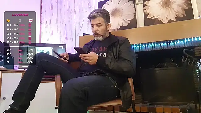 Omar_Grey Live Webcam on Stripchat