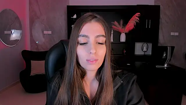 Webcam Model (DolcieElliot)  is live.Free join now!