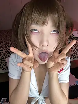 susuya_sha (F teen) - 舔满是精液的大肉棒