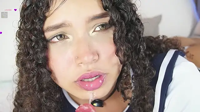 EloiseSweetxx webcam