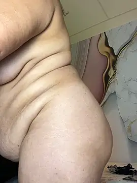 Lucy_Milf_474 webcam