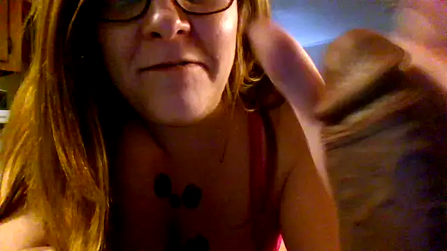 ScrawburryBBW webcam