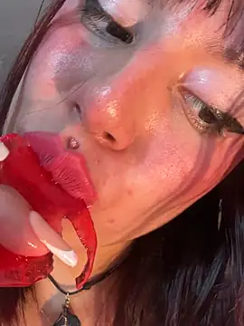 Kitty_Melodi Live Webcam on Stripchat