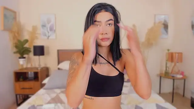 SofiaClarkson webcam