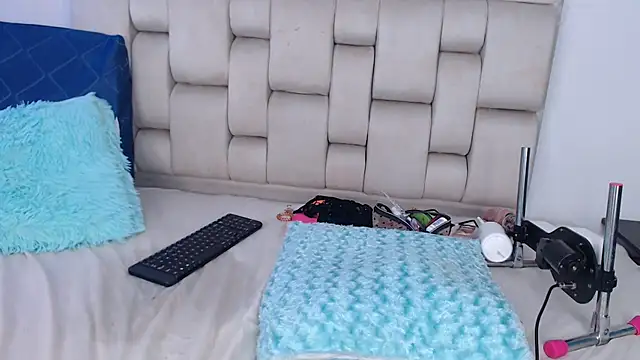 Ambar-Collins69 webcam