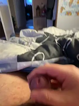 tomi2244 (M young) - Cum and taste in