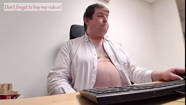 sympatrique (M mature) - Cum show