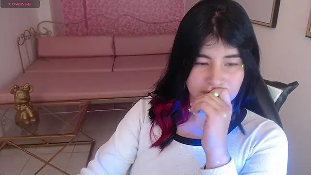 Nina_harpper_ webcam