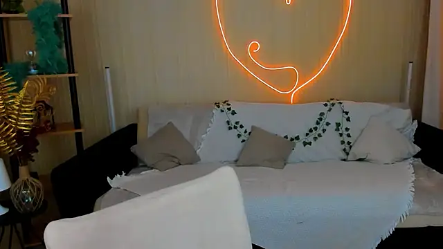 ChristinaConteeree webcam