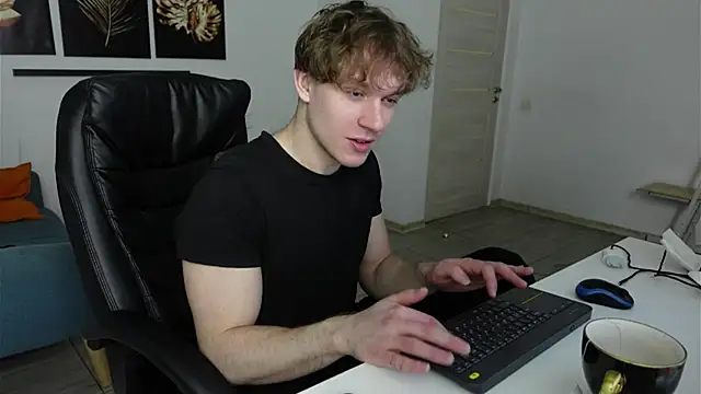 Charles_Dreams webcam