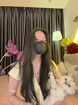 --102KymMiiss-- webcam