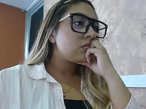 Miabonnett_ webcam