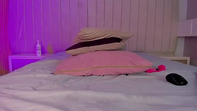 Littleolivia_ webcam