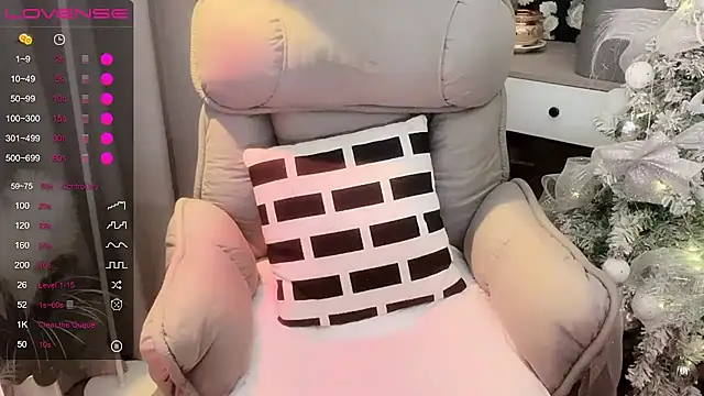 Monica-666888- webcam