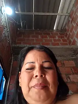 Mother-Big-tits webcam