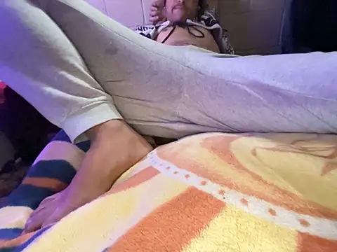 p1neappleTaste webcam