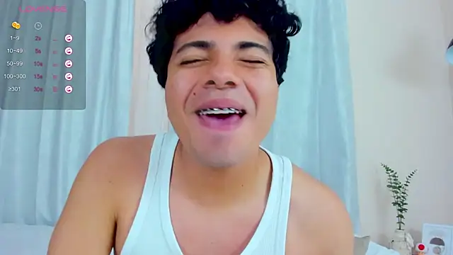 cherry_blossom77 webcam