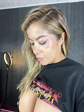 niki_la_rose_2_0 webcam