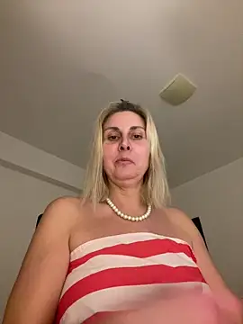 Amelia9798 webcam