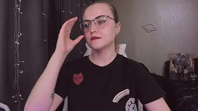 MissBrightShine webcam