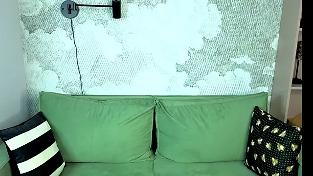 yugoasian (M young) - put oil on my naked body!