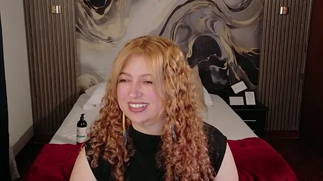 milfarlet - MilfArlet's free webcam - UK Sex Cams