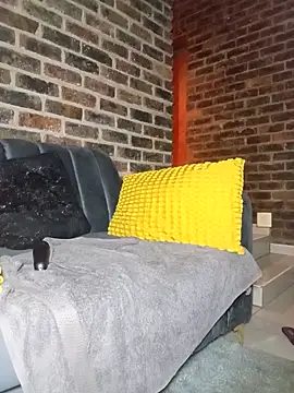 freakynyashXxXx webcam