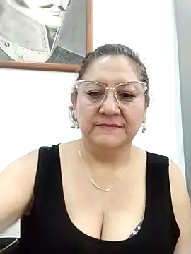 julieta_21- - JULIETA_21-'s free webcam - UK Sex Cams