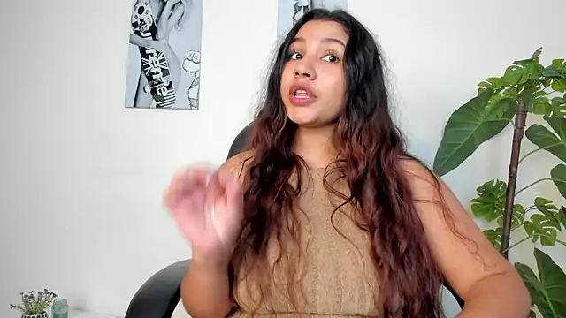 Victoria_Rosee webcam