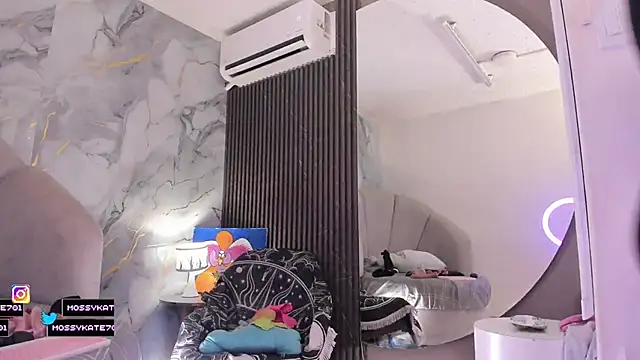 katemoss70 (F young) - TEASE ME MORE 😈👅