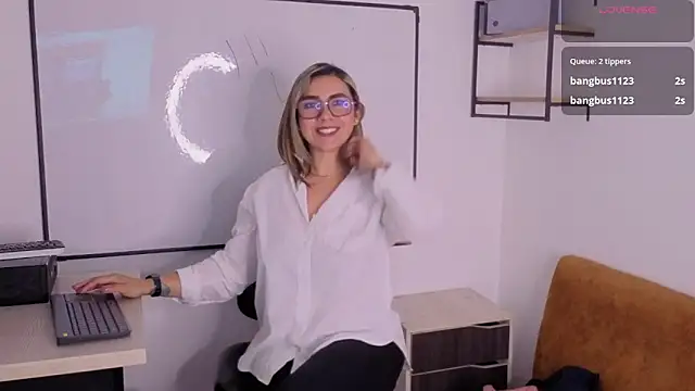 isabella_lt - Isabella_lt's free webcam