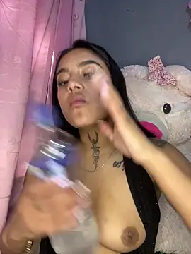 Emily_sharlot webcam