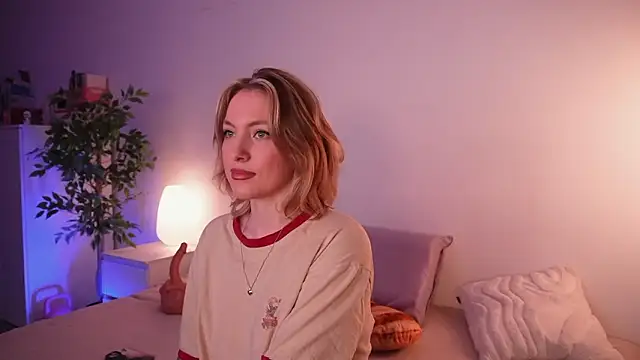 stanovaya300kg (F young) - ride in dildo (tors)