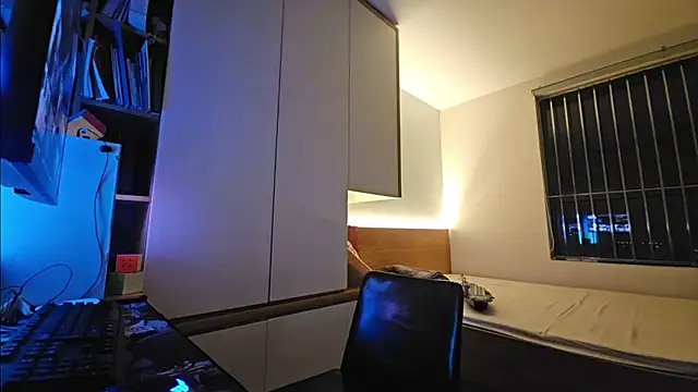 onlyhand9x (Ask my age) - training a new day