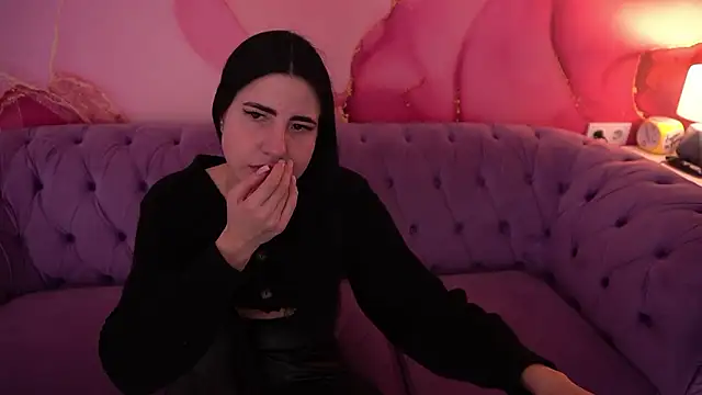 strip chatroom SunnyGirll 