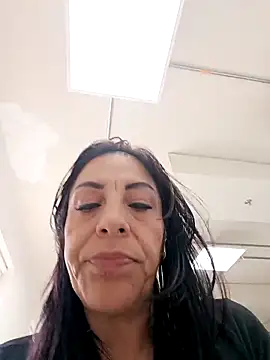 _kamy_hot (Ask my age) - Let's toast with a squirt+video