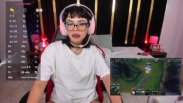 nyveth (F young) - Topples Boobs 🍒 and Oil 💦