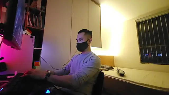 onlyhand9x (Ask my age) - training a new day