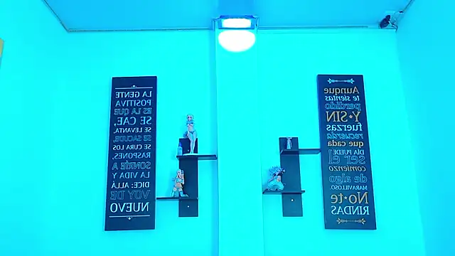 CHLOE_THUNDERS webcam