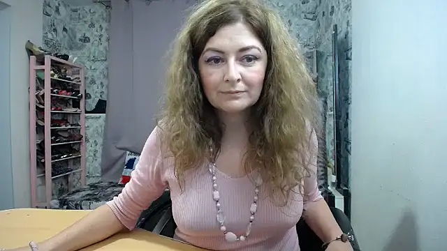 Helen1974 webcam