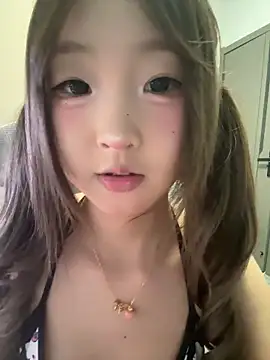 Webcam Model (lelebaybay888)  is live.Free join now!