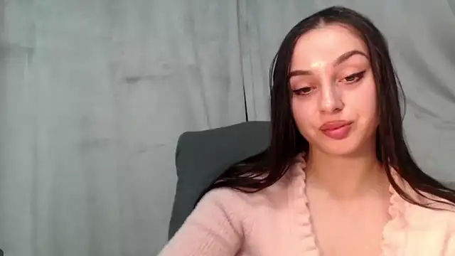 courtneyPerfect webcam