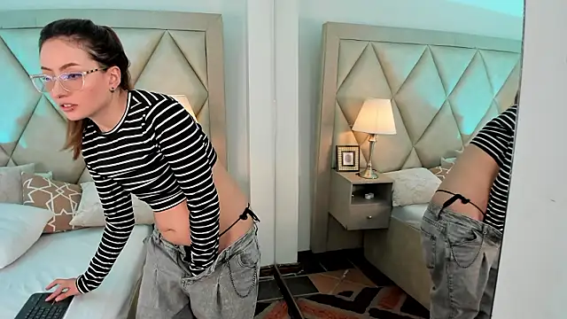 danielamilles webcam