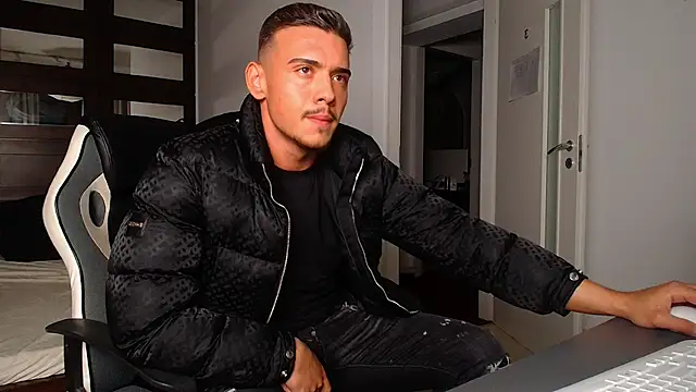 elijahthorne (M young) - SEXY JERKING HARD