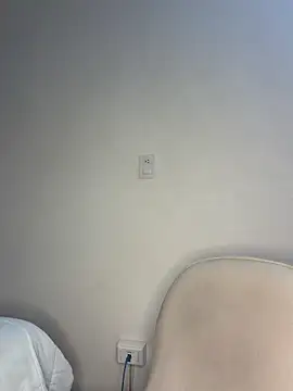 krisstenSantos webcam