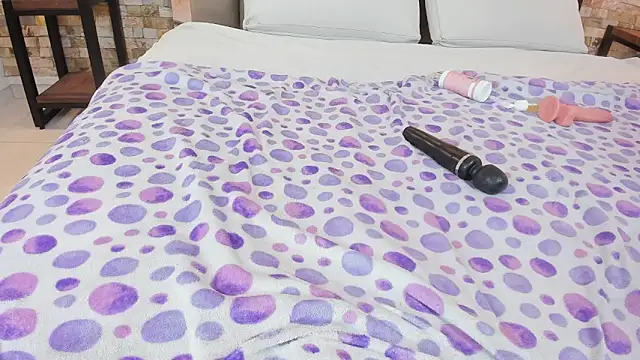 kendall_grace - Kendall_grace's free webcam - UK Sex Cams