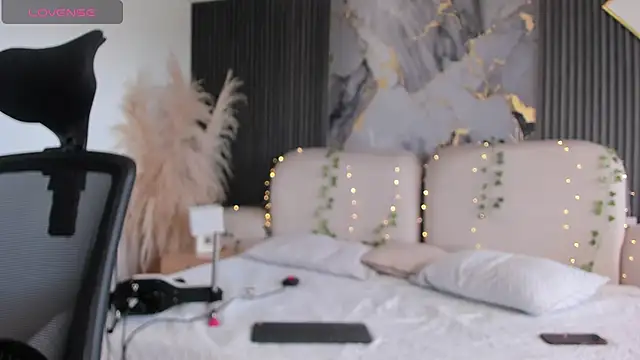 CleoFoxx_ Live Webcam on Stripchat