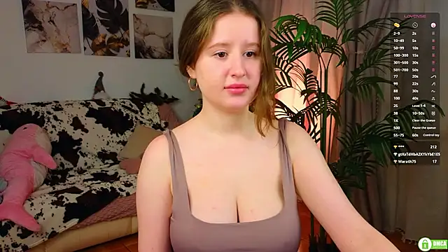 liza_mur_ (F teen) - wet pussy close